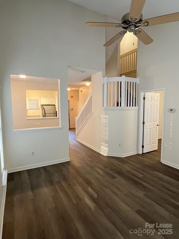 6377 Mallard View Lane, Charlotte, NC 28269