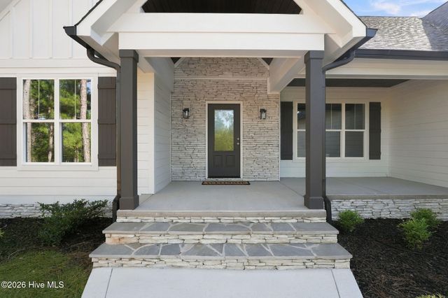 198 Banbridge Drive, West End, NC 27376