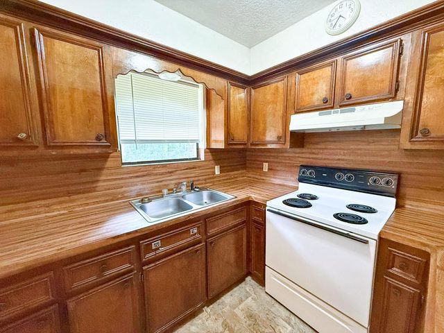 6304 Fm 1374, New Waverly, TX 77358
