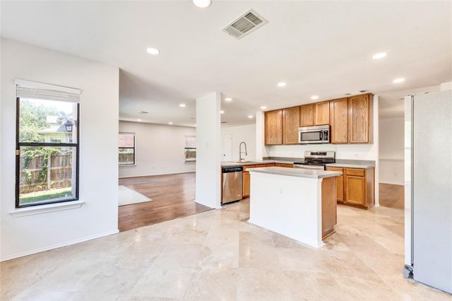 1200 Del Roy DR, Cedar Park, TX 78613