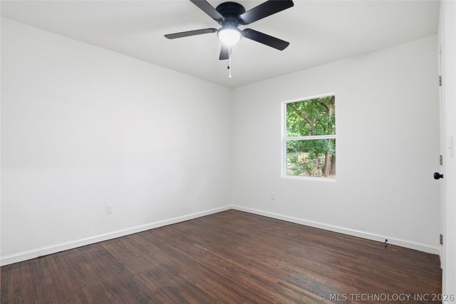 1810 S Hudson Avenue, Tulsa, OK 74112
