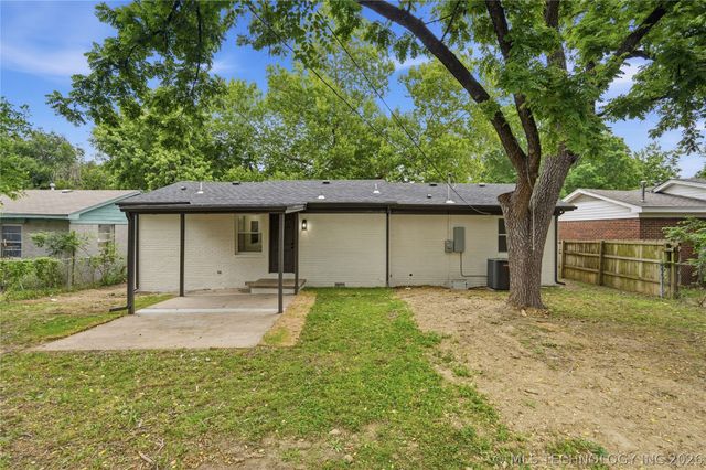 1810 S Hudson Avenue, Tulsa, OK 74112