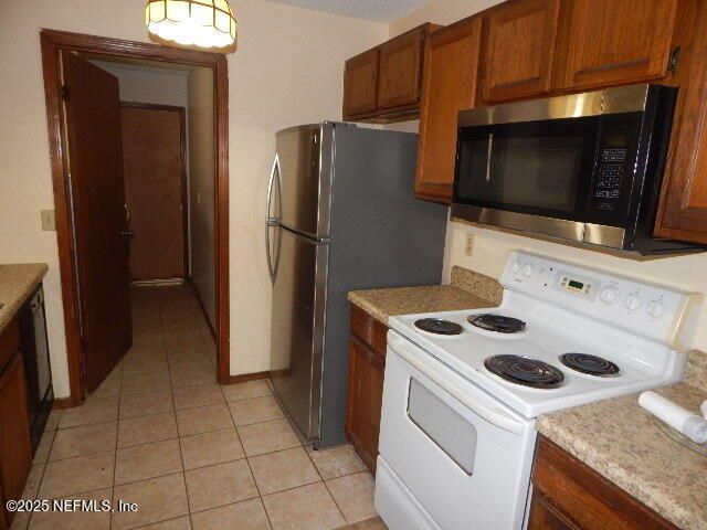 590 CONSTITUTION Drive, Orange Park, FL 32073