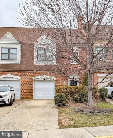 6312 CHAUCER VIEW CIR, Alexandria, VA 22304
