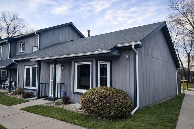 6070 Pennsylvania Drive, Merrillville, IN 46410