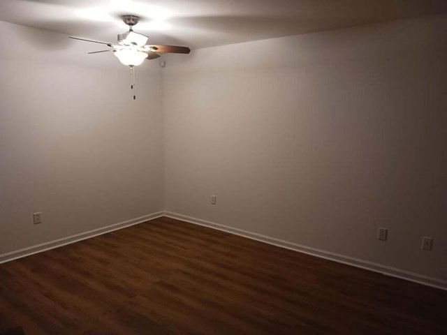 6070 Pennsylvania Drive, Merrillville, IN 46410