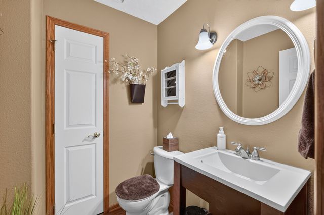 3587 NW 92nd Place, Polk City, IA 50226