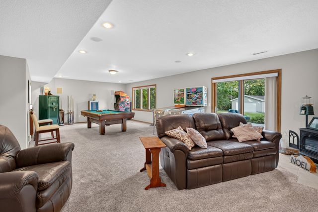 3587 NW 92nd Place, Polk City, IA 50226