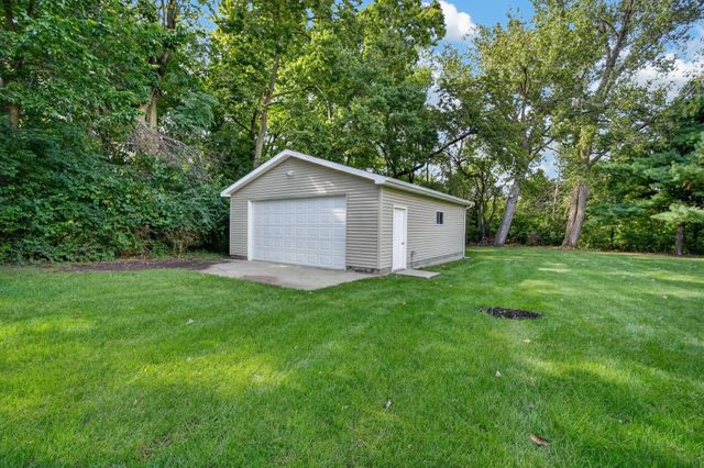 3587 NW 92nd Place, Polk City, IA 50226