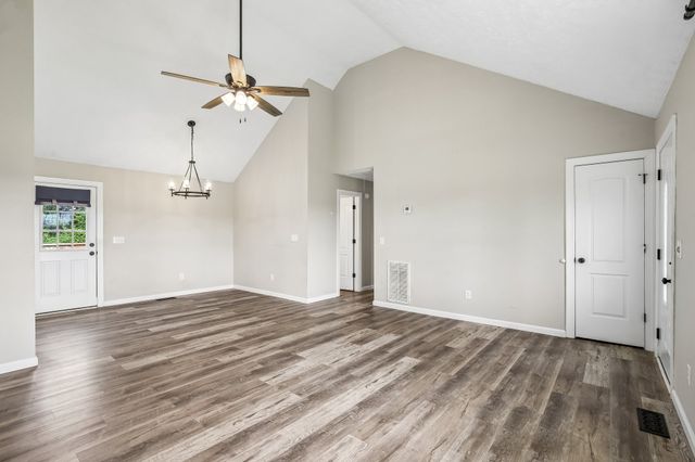 318 Cayenne Rd, Bell Buckle, TN 37020