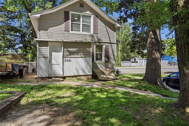 8841 E Winner Road, Independence, MO 64053