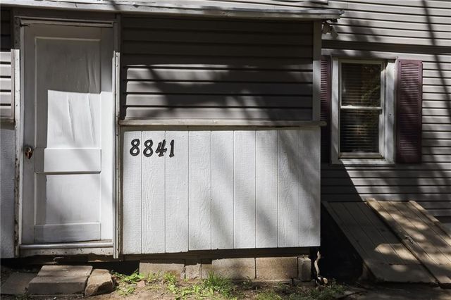 8841 E Winner Road, Independence, MO 64053