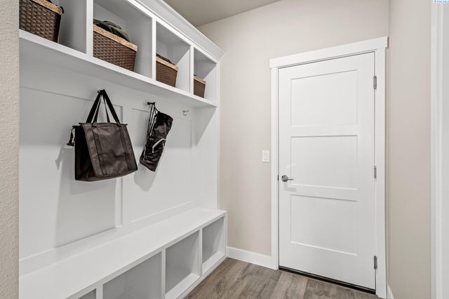 4182 Potlatch St, Richland, WA 99352