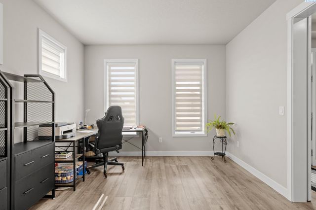 4182 Potlatch St, Richland, WA 99352