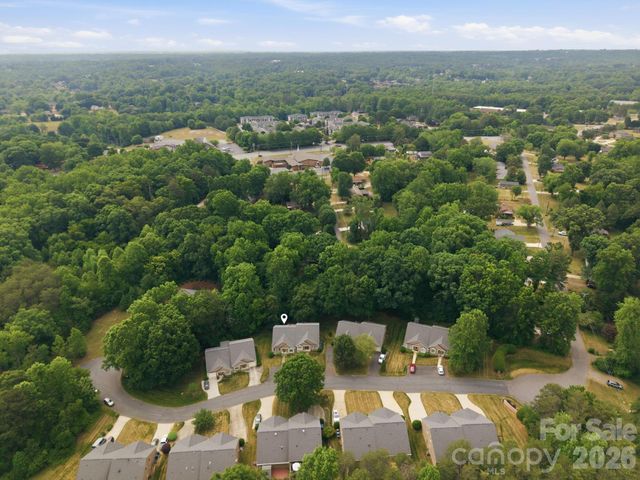 188 39th Avenue Court NW, Hickory, NC 28601