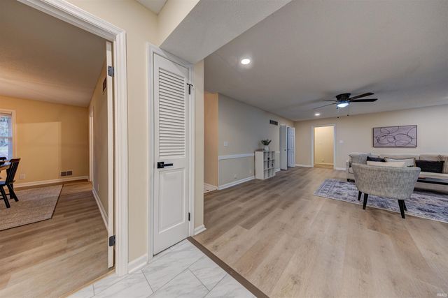 5732 E Sycamore Street, Evansville, IN 47715