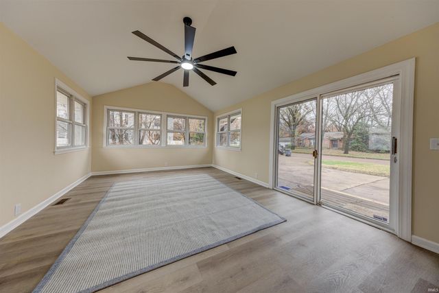 5732 E Sycamore Street, Evansville, IN 47715