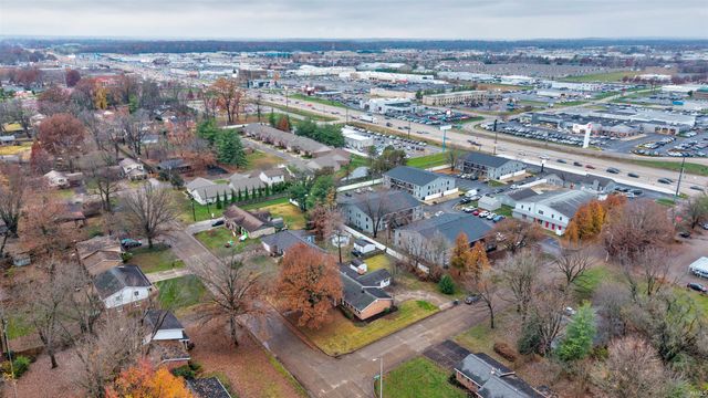 5732 E Sycamore Street, Evansville, IN 47715