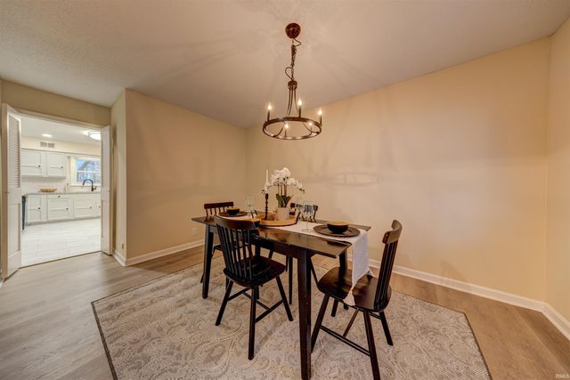 5732 E Sycamore Street, Evansville, IN 47715