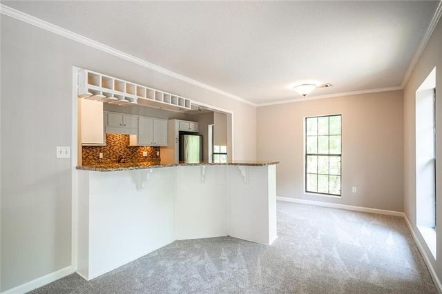 26202 Plantation Drive NE 202, Atlanta, GA 30324
