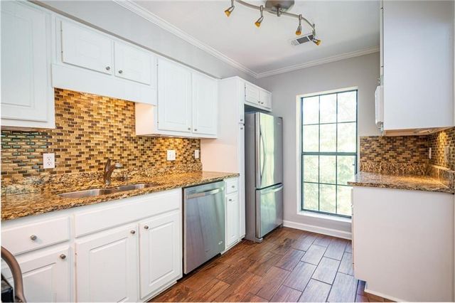 26202 Plantation Drive NE 202, Atlanta, GA 30324