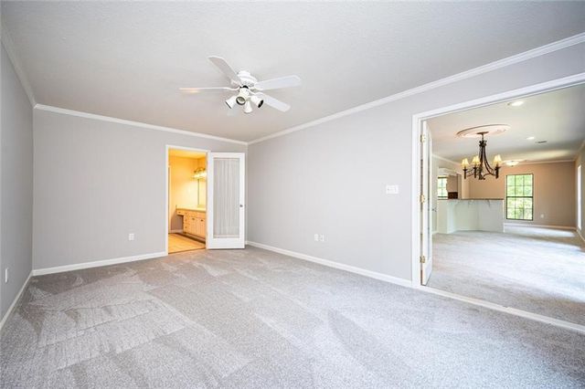 26202 Plantation Drive NE 202, Atlanta, GA 30324