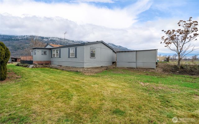 12 Moonlight Drive, Oroville, WA 98844