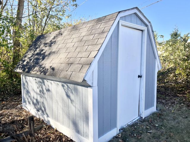 6022 Chaddsford Drive, Fort Wayne, IN 46816