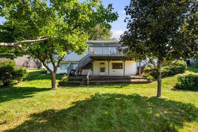 4334 N Hancock Avenue, Davenport, IA 52806
