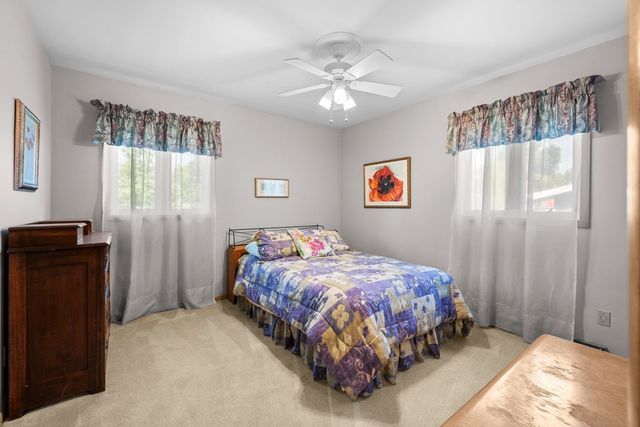4334 N Hancock Avenue, Davenport, IA 52806