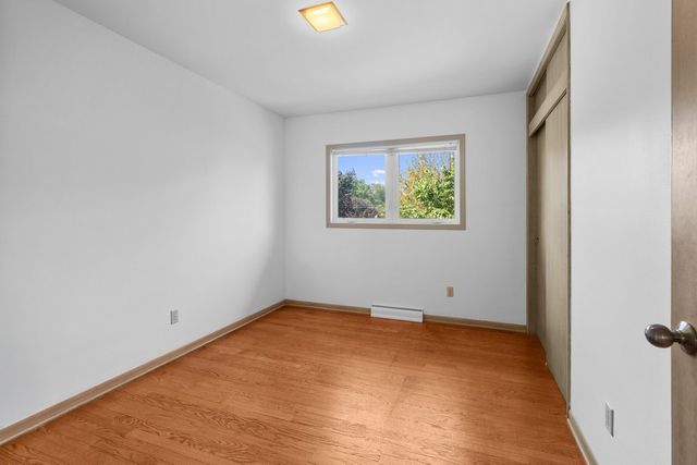 4334 N Hancock Avenue, Davenport, IA 52806