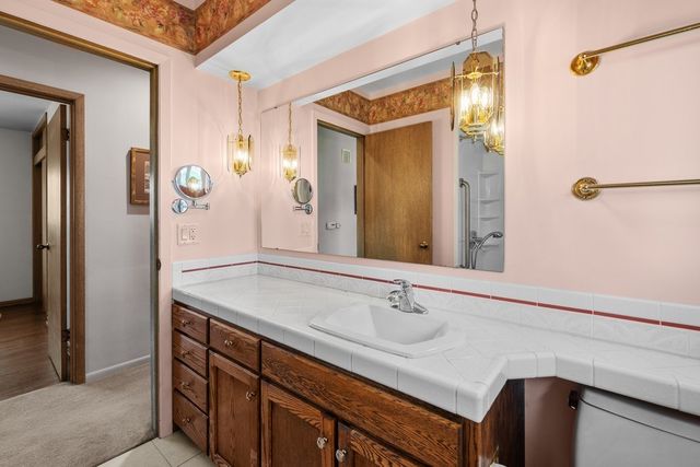 4334 N Hancock Avenue, Davenport, IA 52806