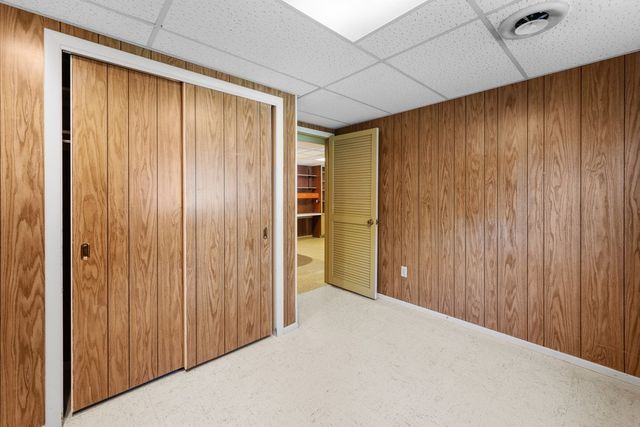 4334 N Hancock Avenue, Davenport, IA 52806