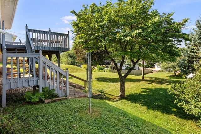 4334 N Hancock Avenue, Davenport, IA 52806