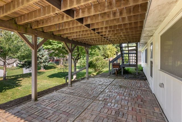 4334 N Hancock Avenue, Davenport, IA 52806