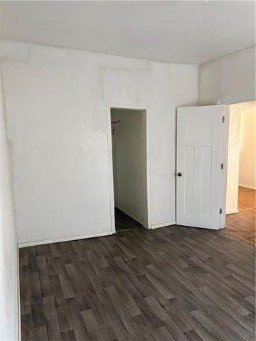 805 Mason Avenue, St Joseph, MO 64504