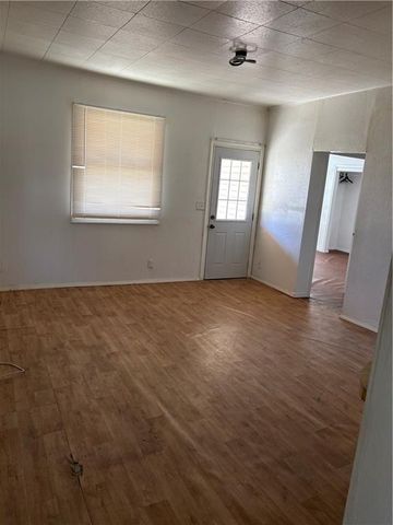 805 Mason Avenue, St Joseph, MO 64504