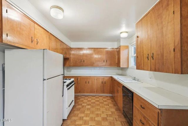 1768 Casa Grande Street, Pasadena, CA 91104