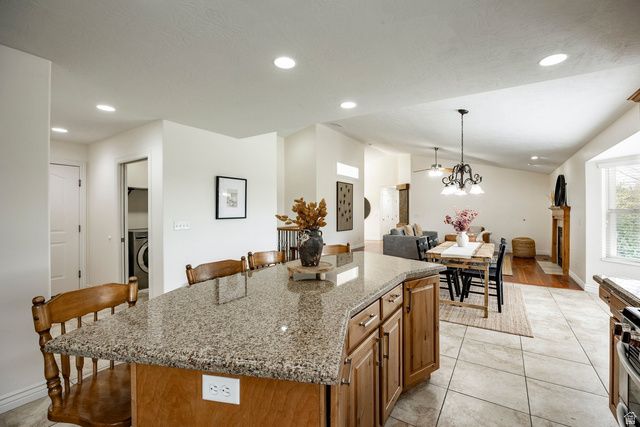 1420 W JORDAN HILLS DR, South Jordan, UT 84095