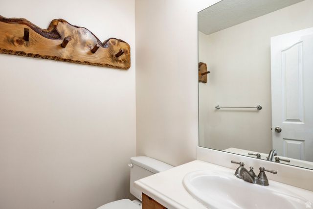 1420 W JORDAN HILLS DR, South Jordan, UT 84095