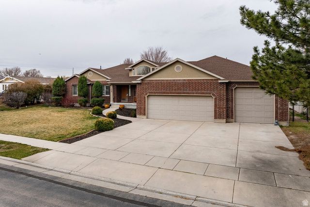 1420 W JORDAN HILLS DR, South Jordan, UT 84095