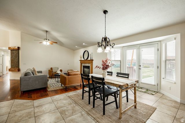 1420 W JORDAN HILLS DR, South Jordan, UT 84095