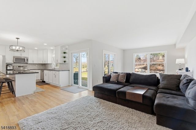 45 Mohawk Ave, Rockaway Twp., NJ 07866