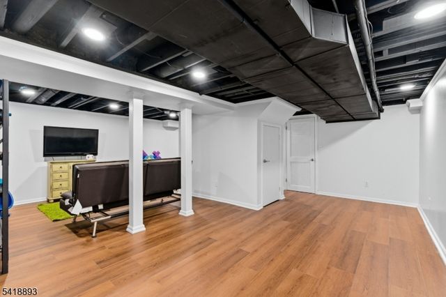 45 Mohawk Ave, Rockaway Twp., NJ 07866