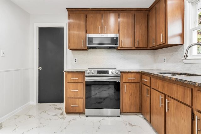 7-B Stevens St, Lawrence, MA 01843