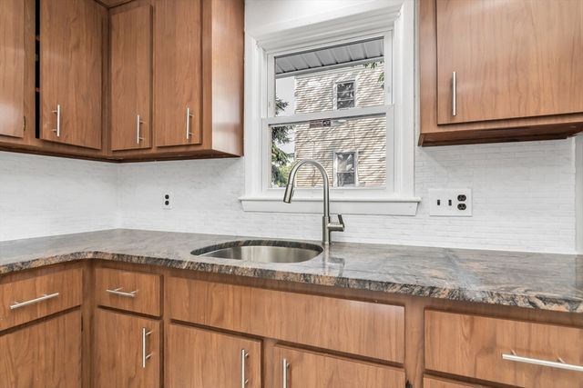 7-B Stevens St, Lawrence, MA 01843