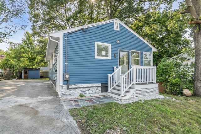 7-B Stevens St, Lawrence, MA 01843