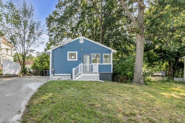 7-B Stevens St, Lawrence, MA 01843