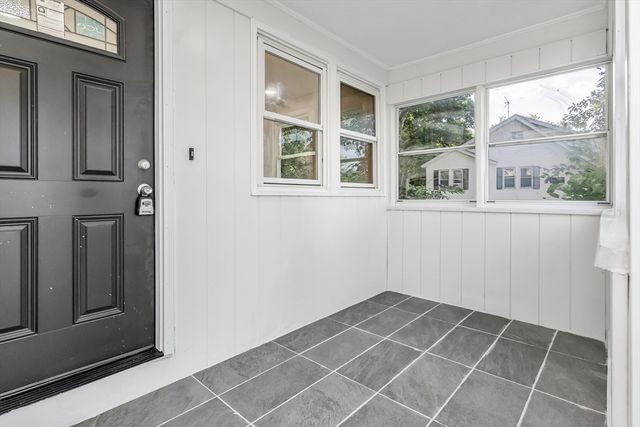 7-B Stevens St, Lawrence, MA 01843