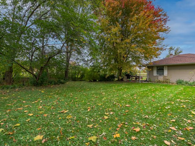 N268 Calvin Avenue, West Chicago, IL 60185